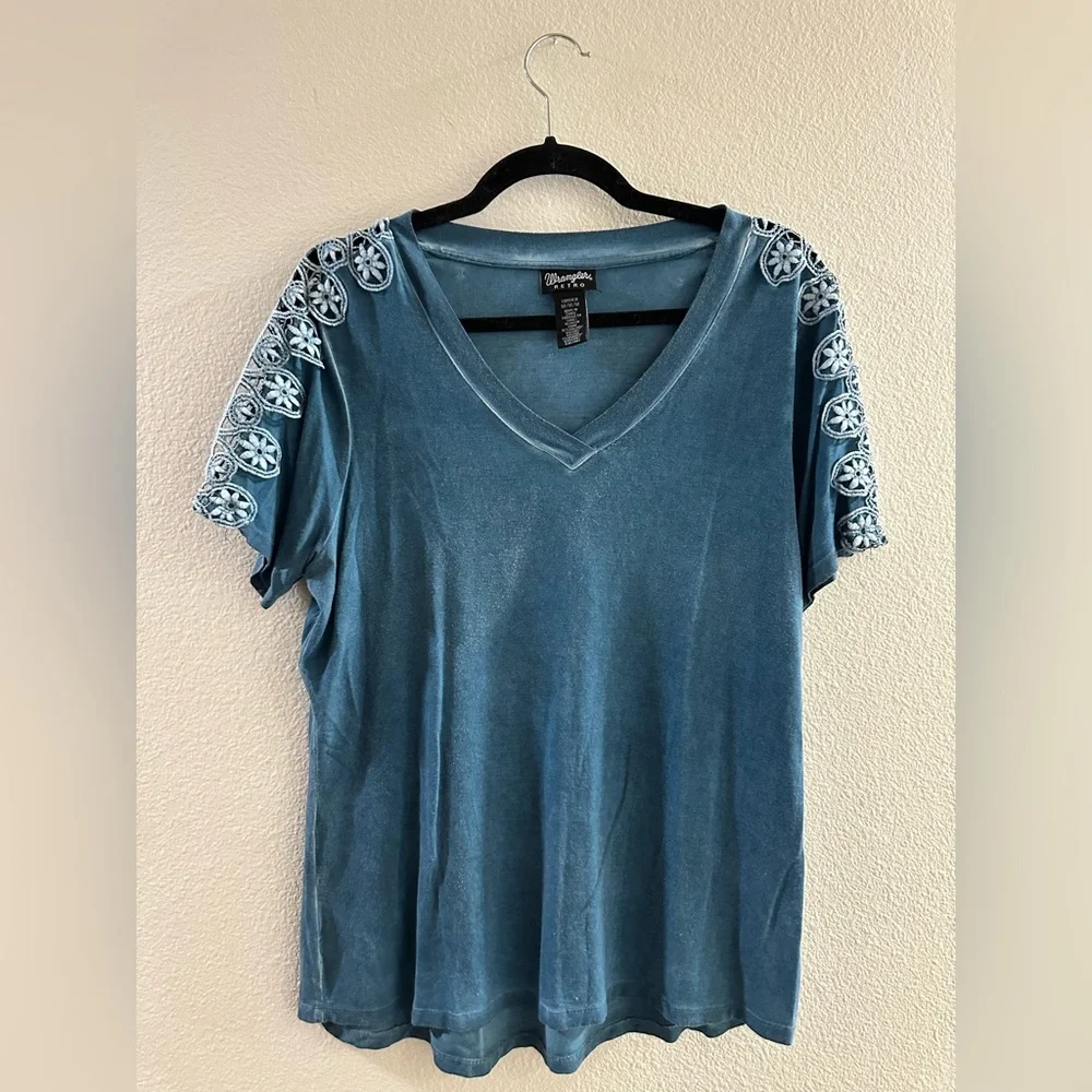 Wrangler Teal V-Neck Top with Embroidered Sleeves - Picture 2 of 5